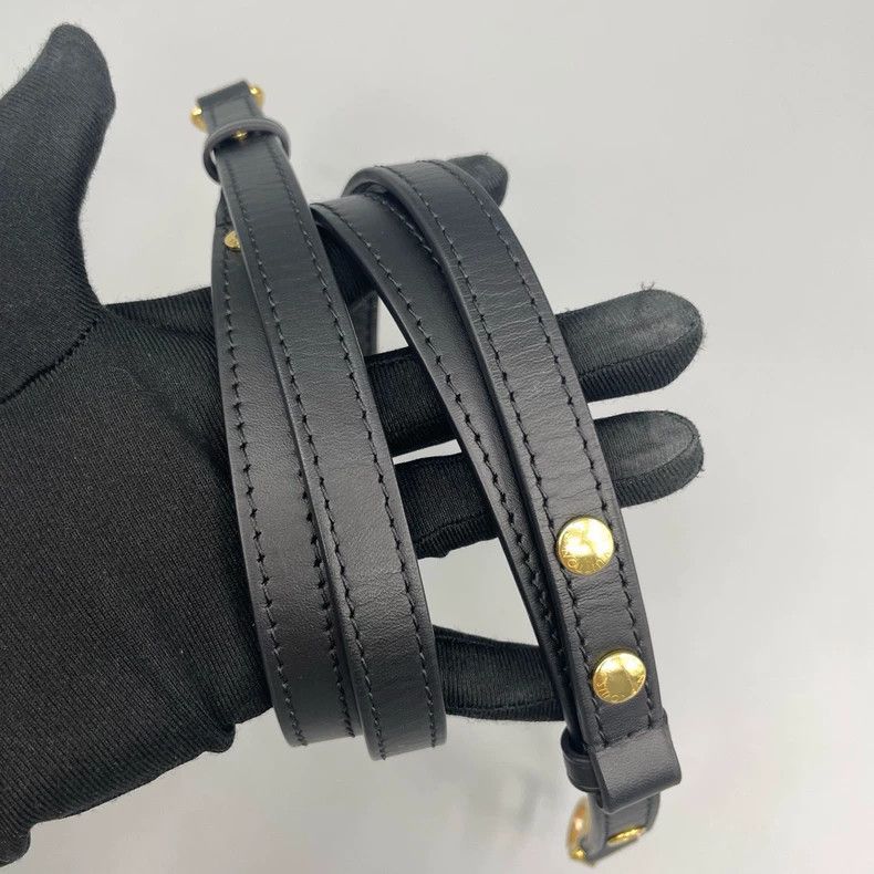 Louis Vuitton Louis Vuitton Black Bucket Shoulder Bag Size ONE SIZE - 6 Thumbnail