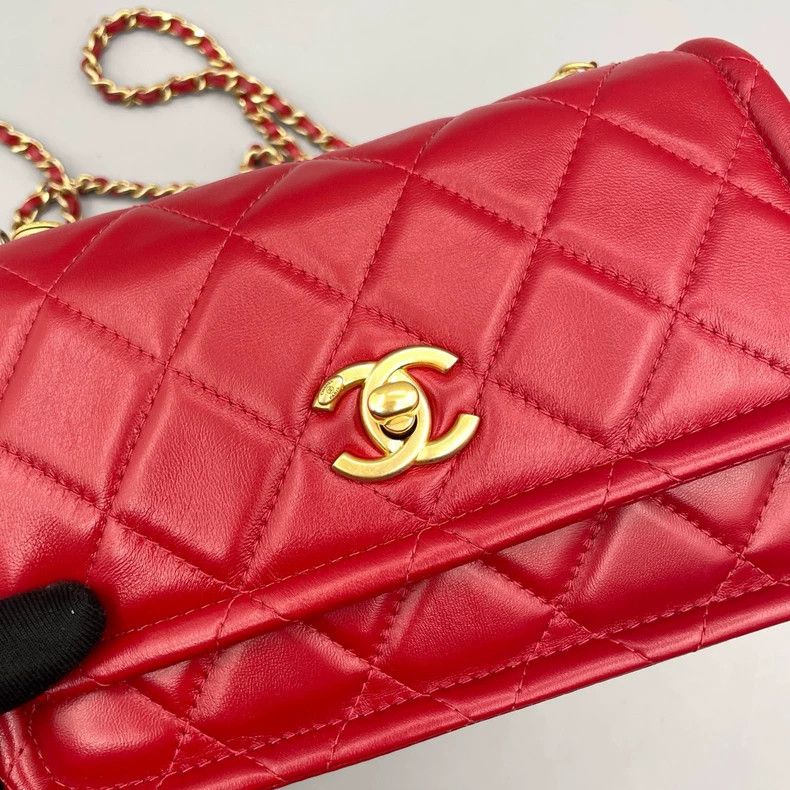 Chanel Chanel Red Gold Mini Crossbody Bag Size ONE SIZE - 6 Thumbnail