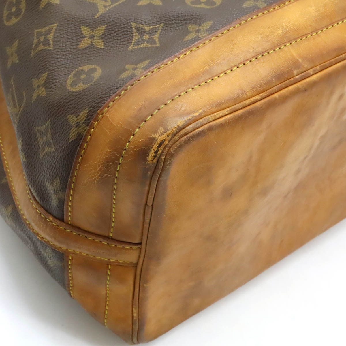 Louis Vuitton Louis Vuitton Louis Vuitton Noe Monogram Shoulder Bag Canvas Shoulder Bag M42224 Size ONE SIZE - 9 Thumbnail