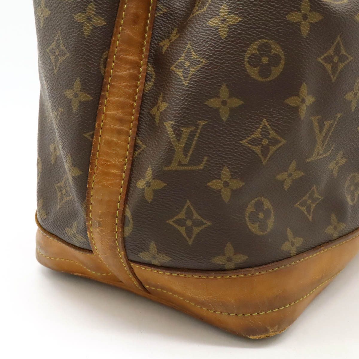 Louis Vuitton Louis Vuitton Louis Vuitton Noe Monogram Shoulder Bag Canvas Shoulder Bag M42224 Size ONE SIZE - 8 Thumbnail