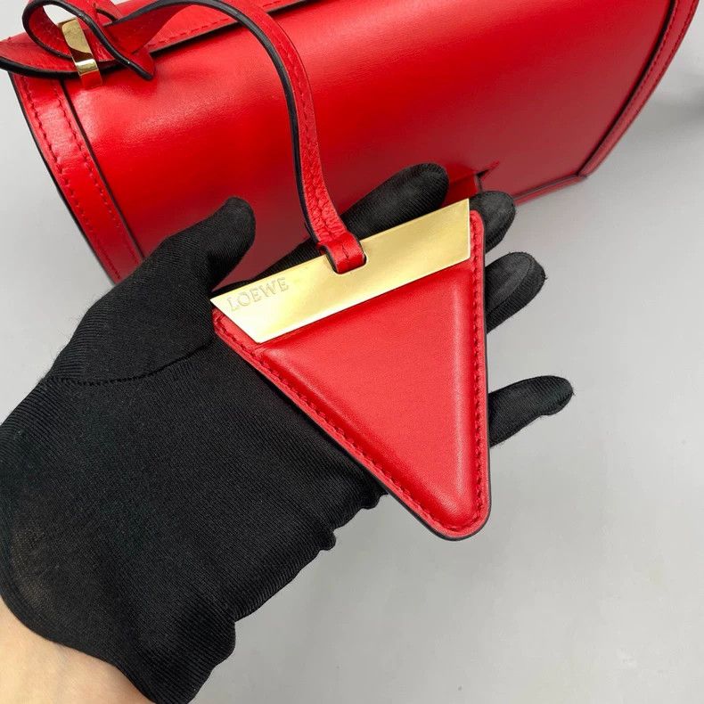 Loewe Loewe Barcelone Triangle Crossbody Bag Size ONE SIZE - 6 Thumbnail