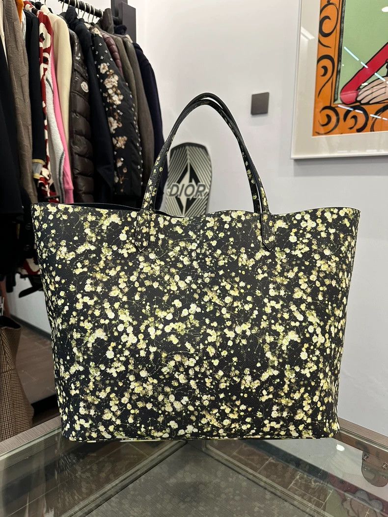 Givenchy Givenchy Floral Print Large Tote Bag Size ONE SIZE - 2 Thumbnail