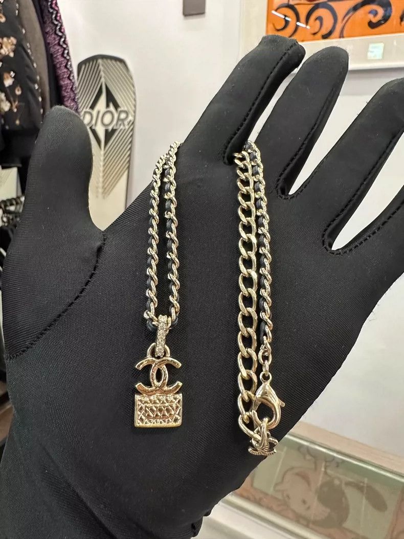 Chanel Chanel Gold Logo Choker Necklace 45cm Size ONE SIZE - 4 Thumbnail