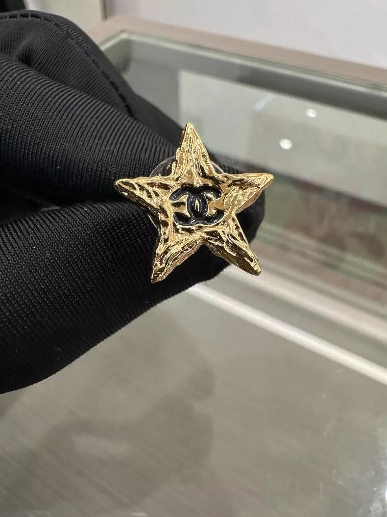 Chanel Chanel Gold Star Earrings with Double C Logo Size ONE SIZE - 3 Thumbnail