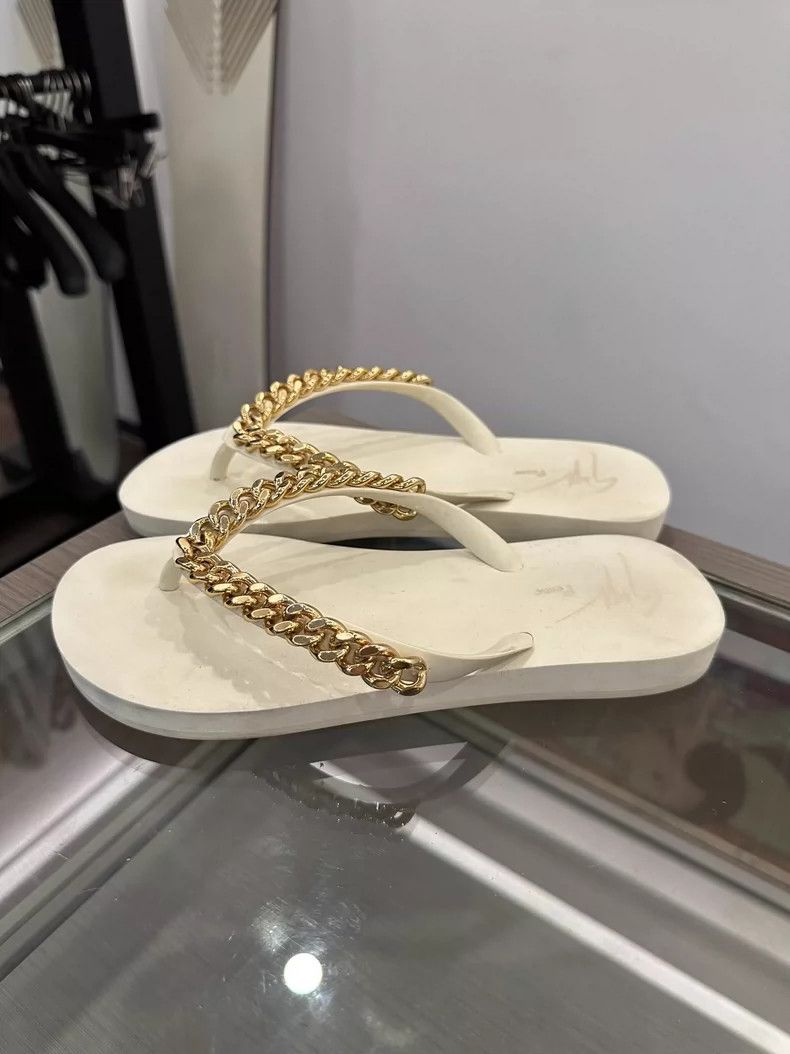 Giuseppe Zanotti Giuseppe Zanotti White Flip Flops with Chain Size US 6 / IT 36 - 3 Thumbnail