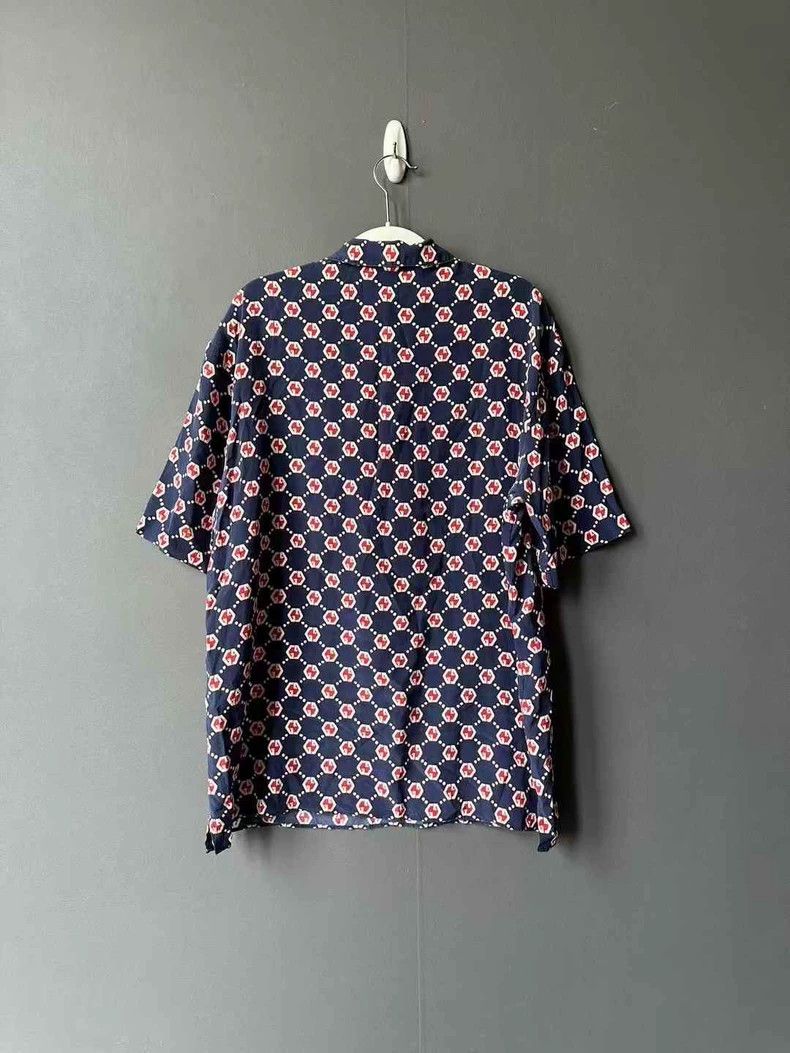 Gucci Gucci Printed Short Sleeve Shirt Size L / US 10 / IT 46 - 2 Thumbnail