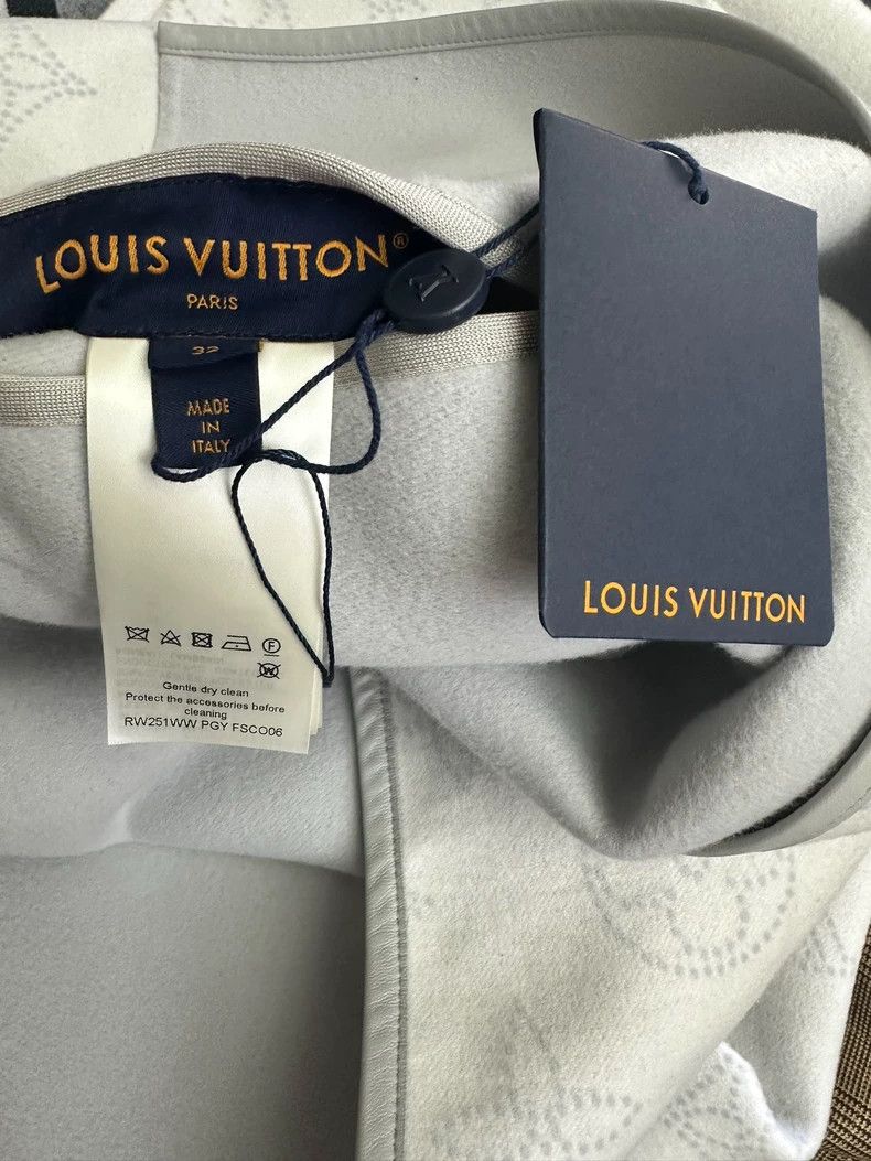 Louis Vuitton Louis Vuitton Double-Sided Bathrobe Coat Size XS / US 0-2 / IT 36-38 - 2 Thumbnail