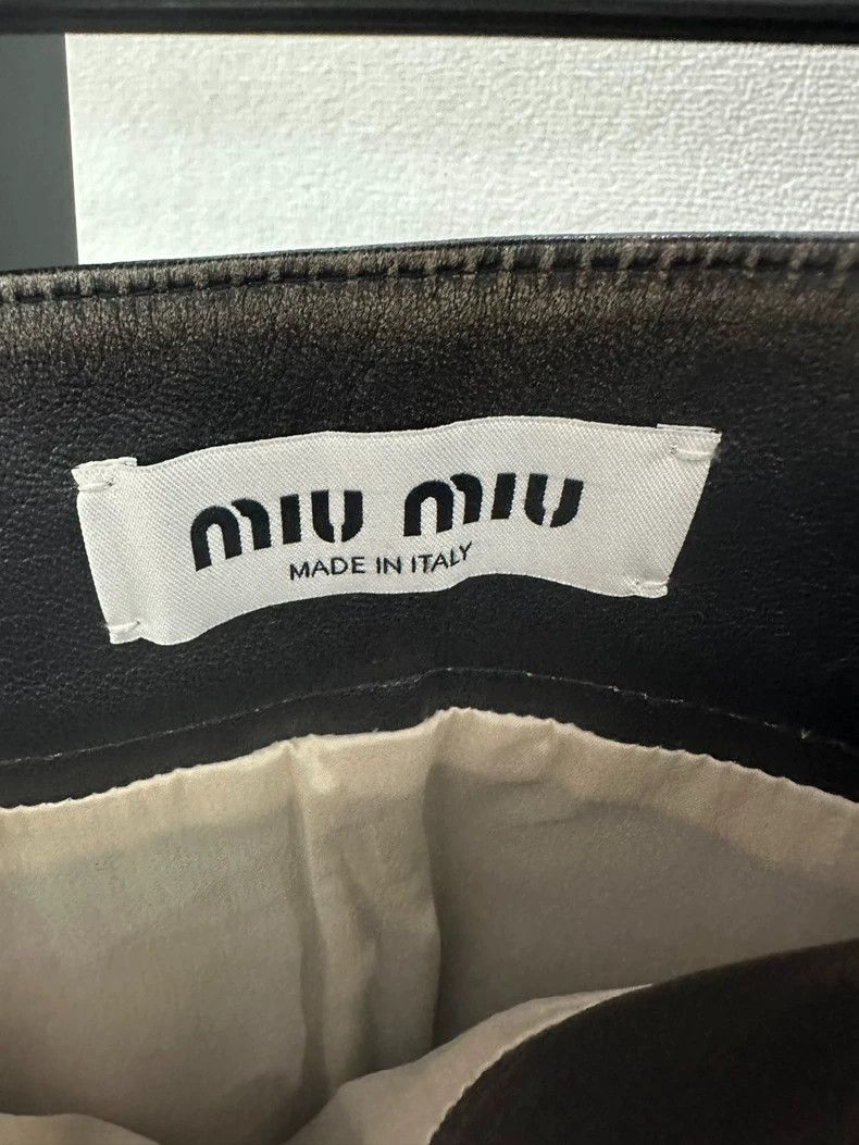 Miu Miu Miu Miu Logo Distressed Lambskin Skirt Size 38" / US 16 / IT 52 - 4 Thumbnail