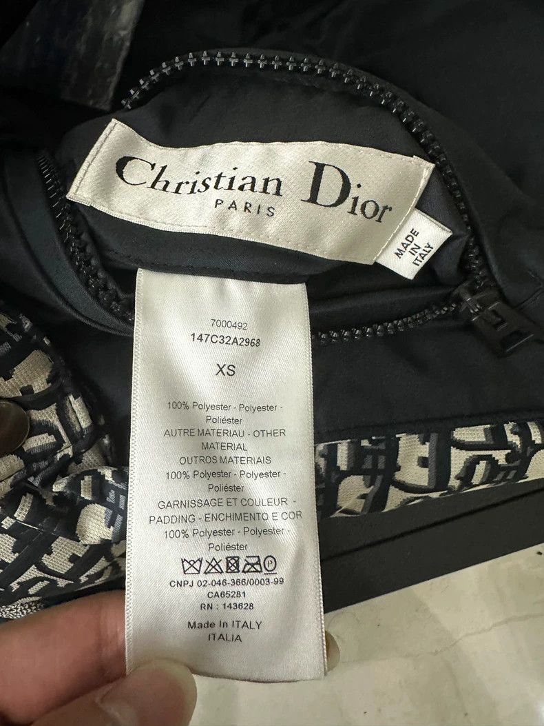 Dior Dior Double-Sided Down Vest in XS Size XS / US 0-2 / IT 36-38 - 2 Thumbnail