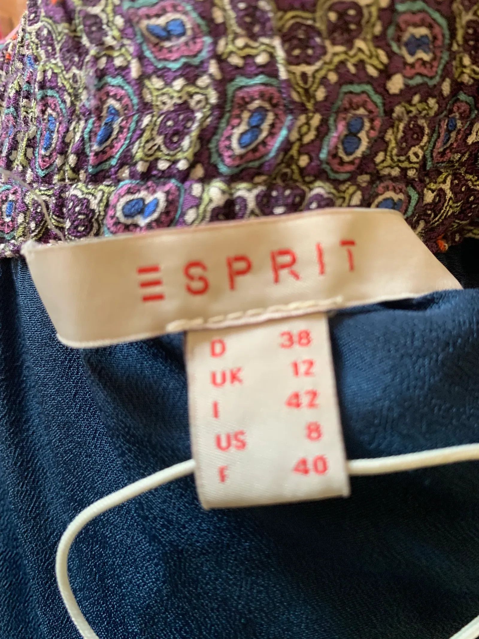 Esprit Esprit Skirt Size 30" / US 8 / IT 44 - 2 Thumbnail