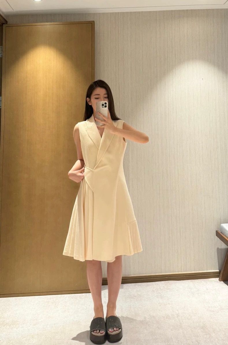 Dior Dior Sleeveless Wool Silk Belted Dress Size M / US 6-8 / IT 42-44 - 3 Thumbnail