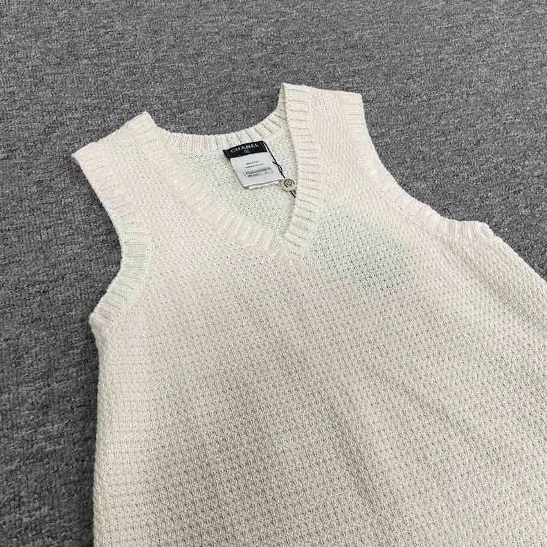 Chanel Chanel Striped Knitted Vest in Classic Style Size XS / US 0-2 / IT 36-38 - 4 Thumbnail