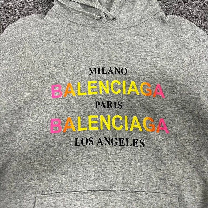 Balenciaga Balenciaga Gradient Logo Hoodie Size S / US 4 / IT 40 - 4 Thumbnail