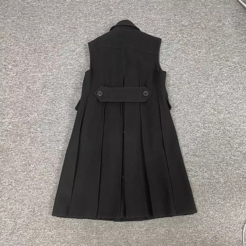Valentino Valentino Pleated Vest Style Coat Size M / US 6-8 / IT 42-44 - 2 Thumbnail