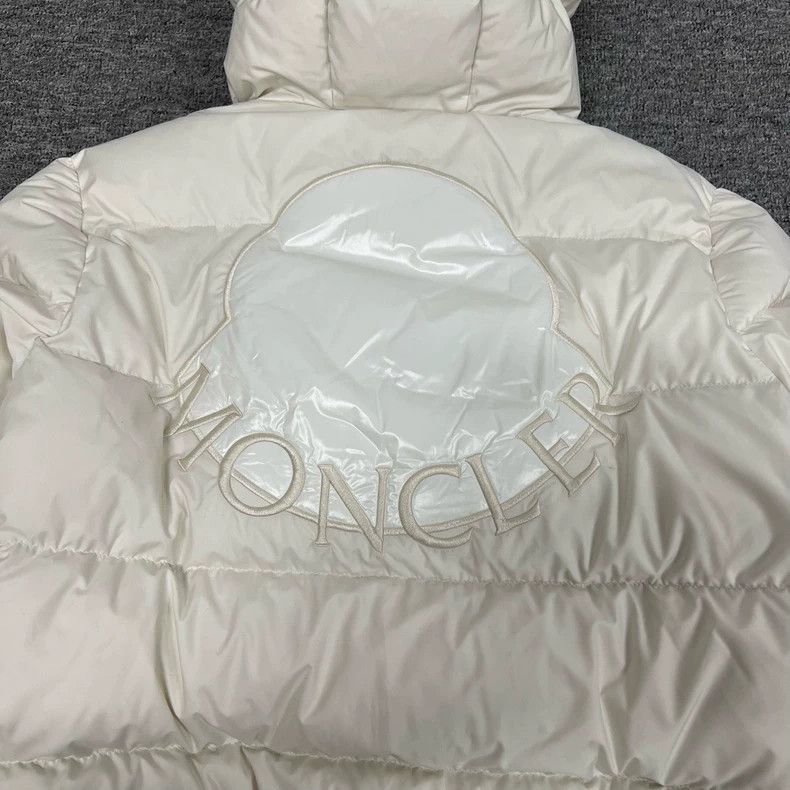 Moncler Moncler EBRE Logo Puffer Jacket in White Size S / US 4 / IT 40 - 3 Thumbnail
