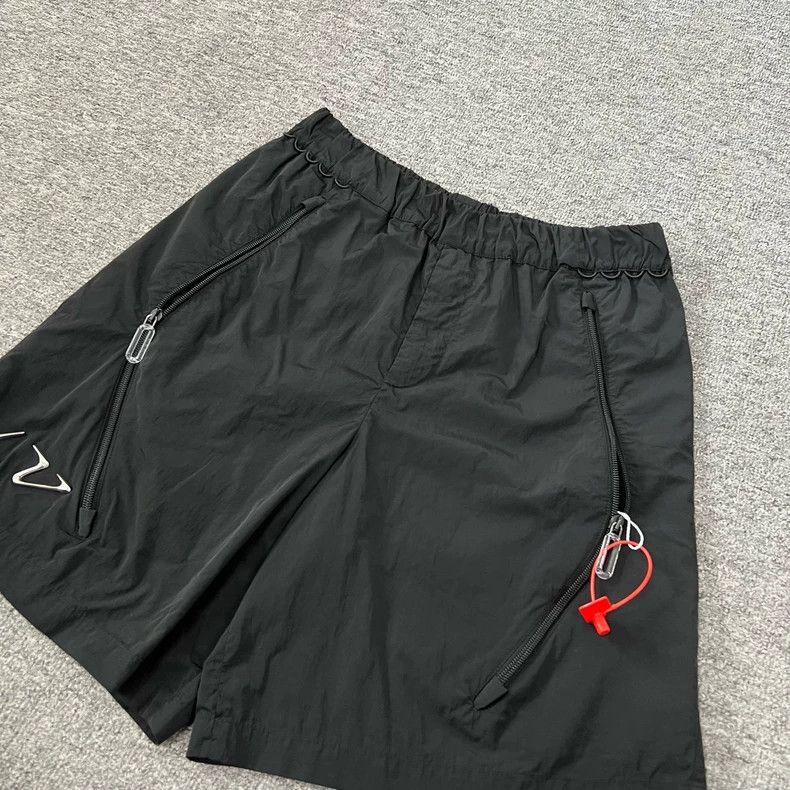 Louis Vuitton Louis Vuitton Nylon Casual Shorts Size 38 Size 38" / US 16 / IT 52 - 3 Thumbnail