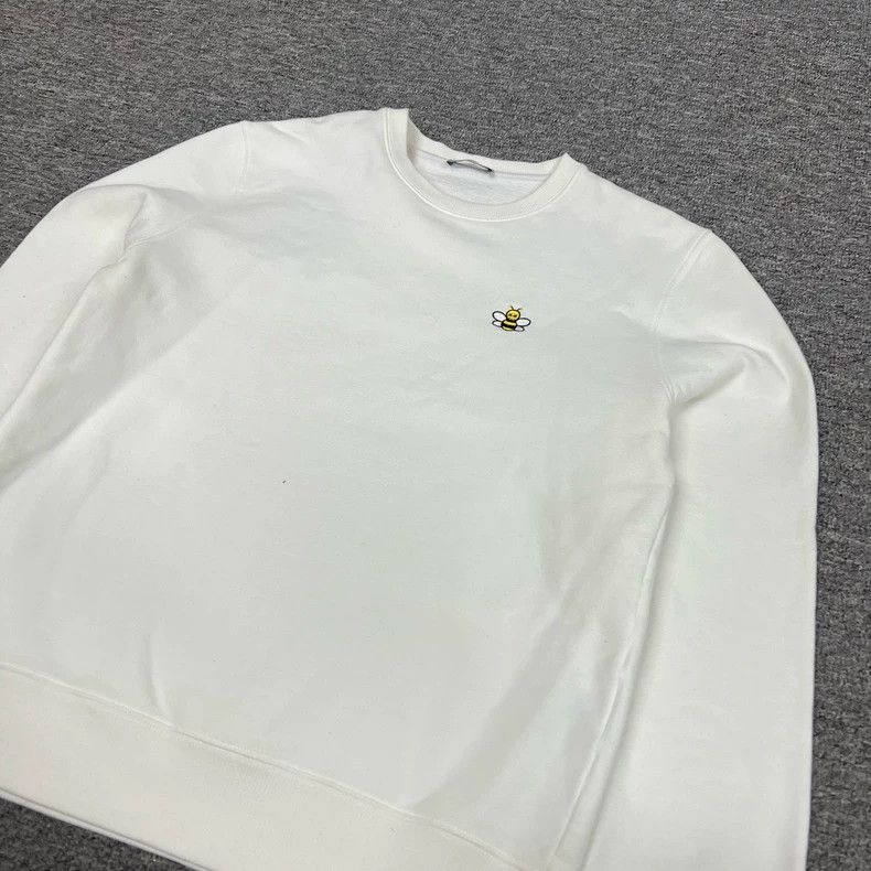Dior Dior Kaws White Sweater with Bee Logo Size S / US 4 / IT 40 - 3 Thumbnail