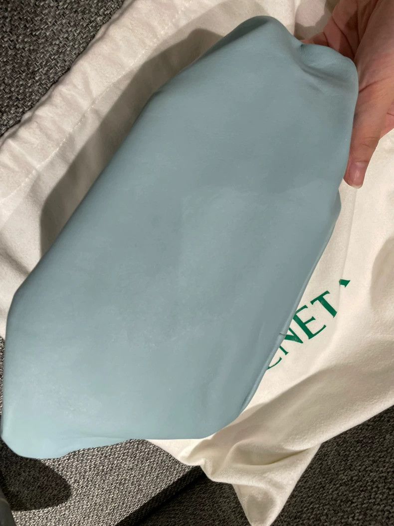 Bottega Veneta Bottega Veneta Baby Blue Pouch Bag Size ONE SIZE - 3 Thumbnail
