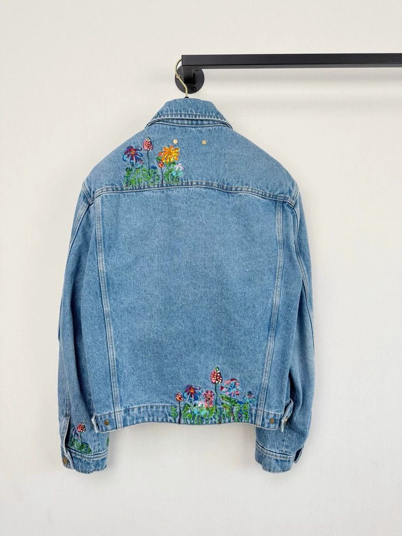 Louis Vuitton Louis Vuitton Denim Jacket with Floral Embroidery Size L / US 10 / IT 46 - 7 Thumbnail