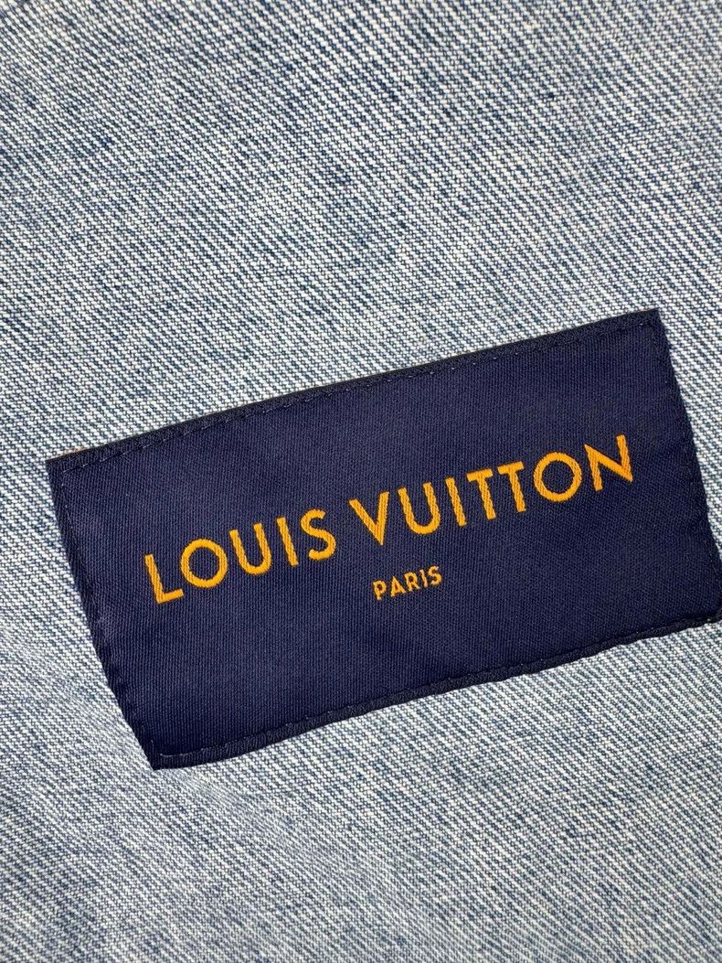 Louis Vuitton Louis Vuitton Denim Jacket with Floral Embroidery Size L / US 10 / IT 46 - 3 Thumbnail