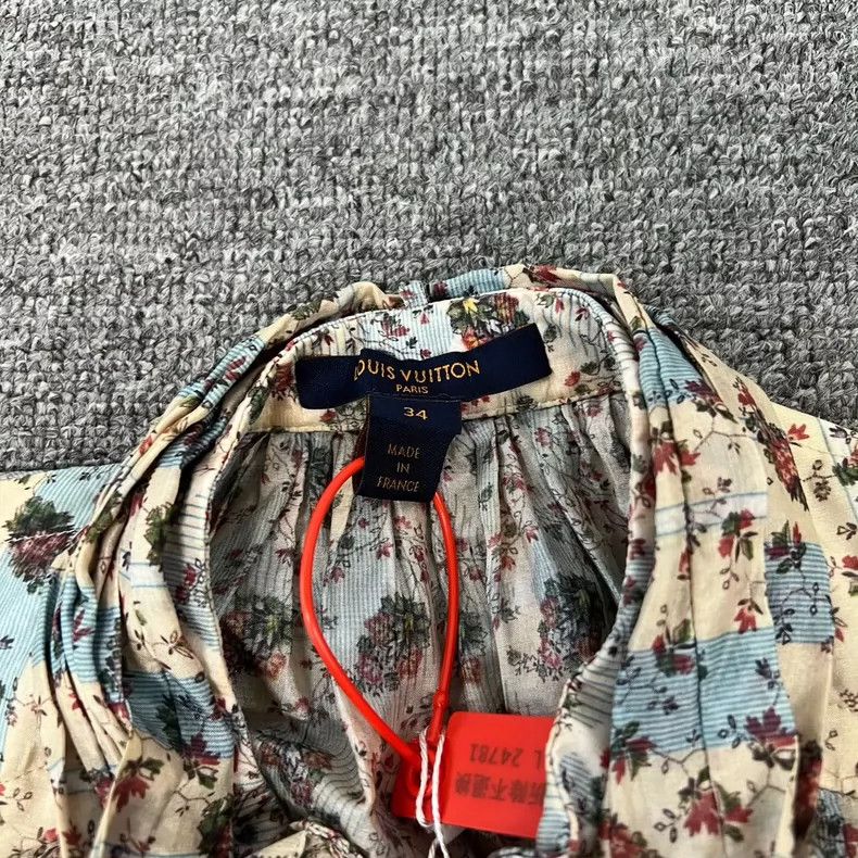 Louis Vuitton Louis Vuitton Floral Bowtie Shirt Size XS / US 0-2 / IT 36-38 - 5 Thumbnail
