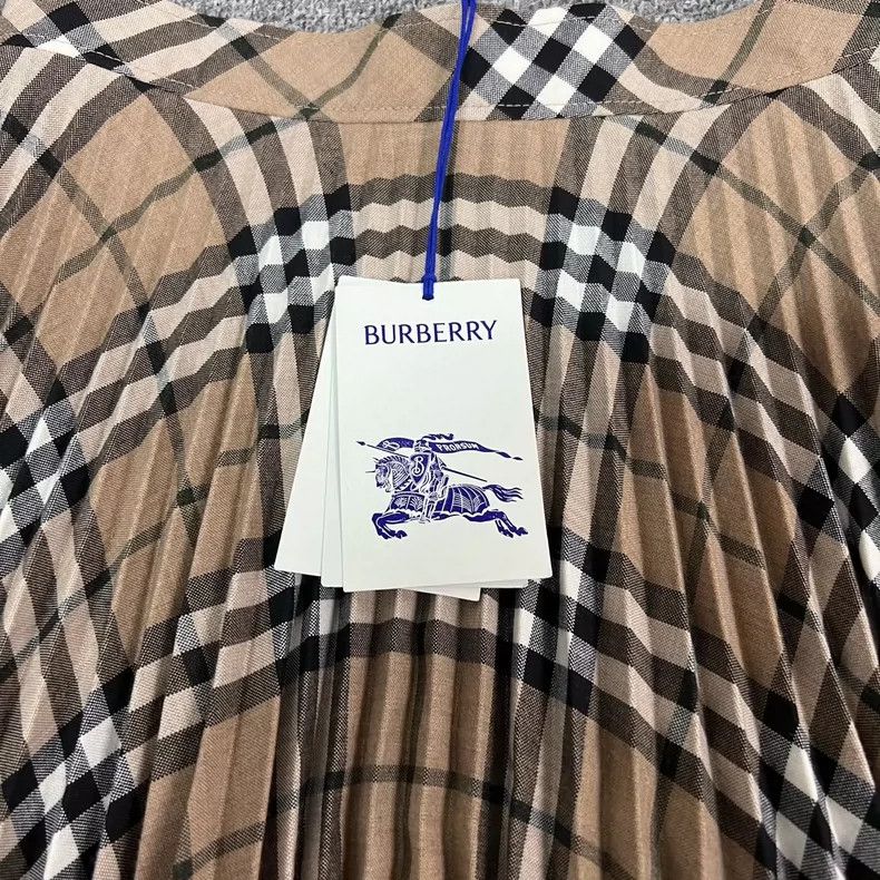 Burberry Burberry New Check Pleated Skirt UK8 Size 23" - 4 Thumbnail