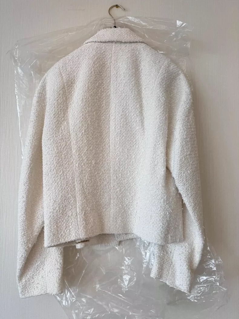 Chanel Chanel White Jacket Size 38 Size M / US 6-8 / IT 42-44 - 2 Thumbnail