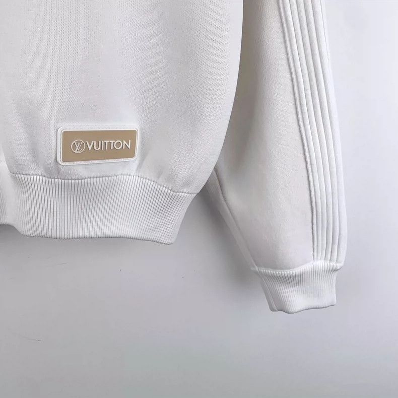 Louis Vuitton Louis Vuitton White Logo Long Sleeve Sweatshirt Size XS / US 0-2 / IT 36-38 - 4 Thumbnail