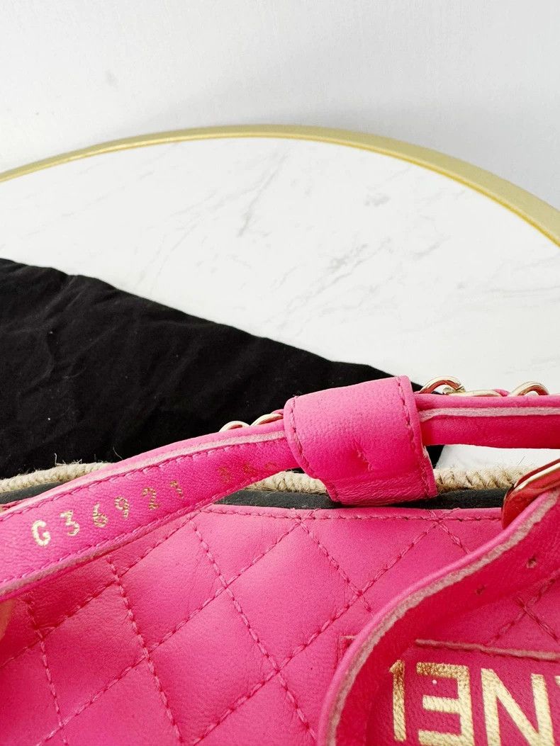 Chanel Chanel Pink Sandals Size 36 Size US 6 / IT 36 - 5 Thumbnail