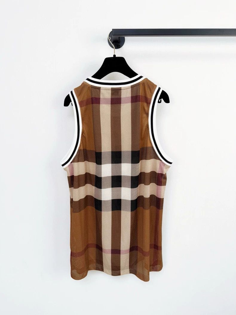 Burberry Burberry Plaid Sleeveless Top Size L Size L / US 10 / IT 46 - 2 Thumbnail