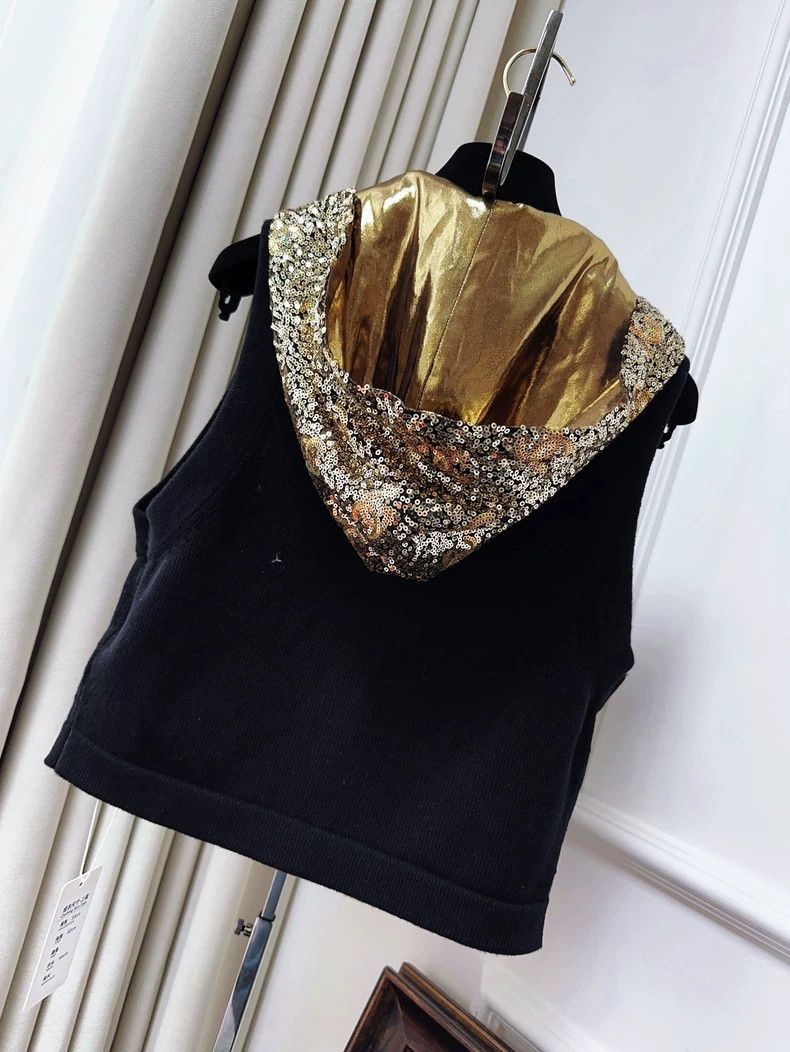 Chanel Chanel Gold Sequin Hooded Knit Vest Size XS / US 0-2 / IT 36-38 - 2 Thumbnail