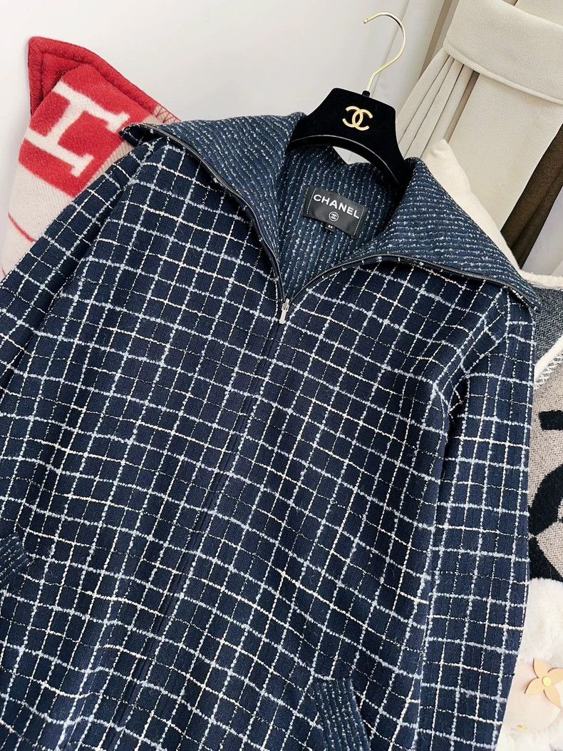 Chanel Chanel Blue Plaid Collar Coat Size 34 Size S / US 4 / IT 40 - 7 Thumbnail