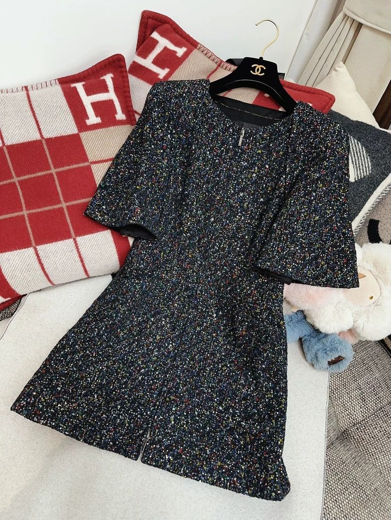 Chanel Chanel Dubai Collection Black Dress with Sparkles Size S / US 4 / IT 40 - 7 Thumbnail