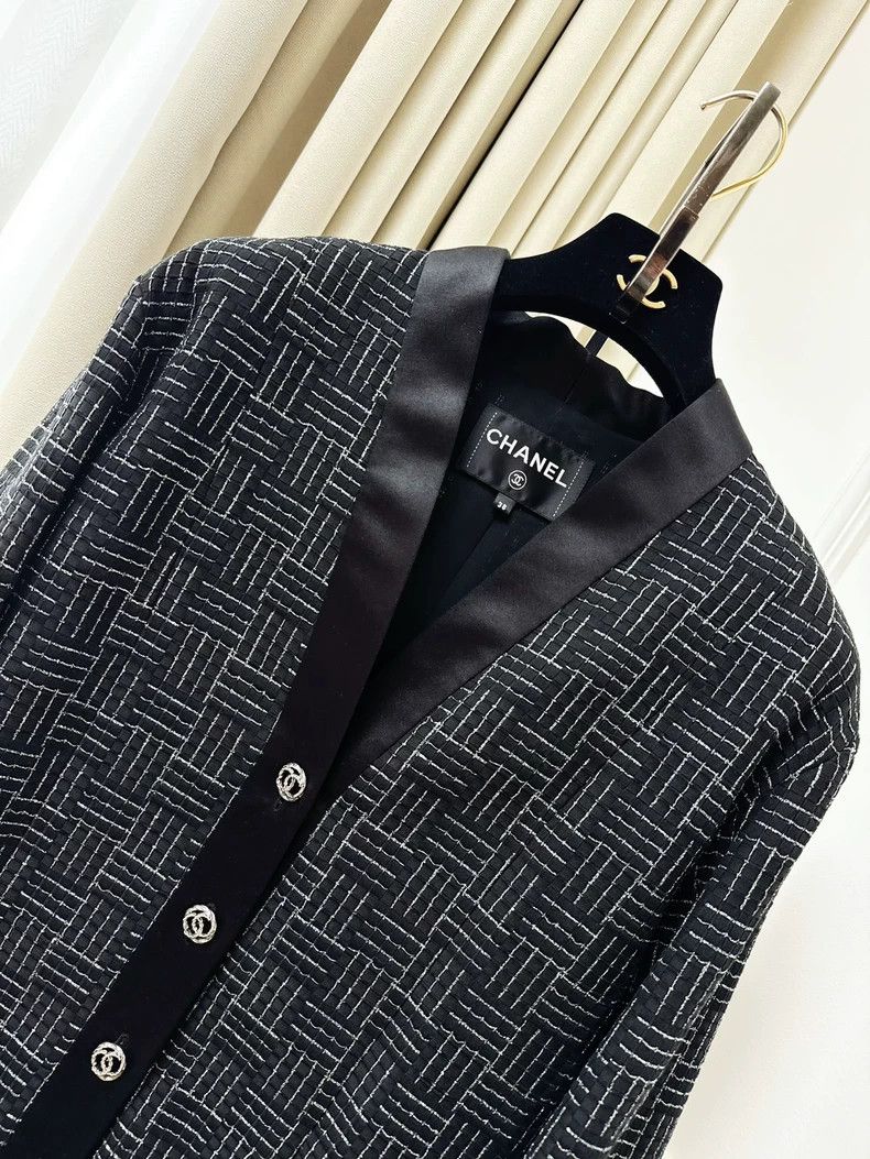 Chanel Chanel Black Mosaic Pattern Coat Size M / US 6-8 / IT 42-44 - 7 Thumbnail