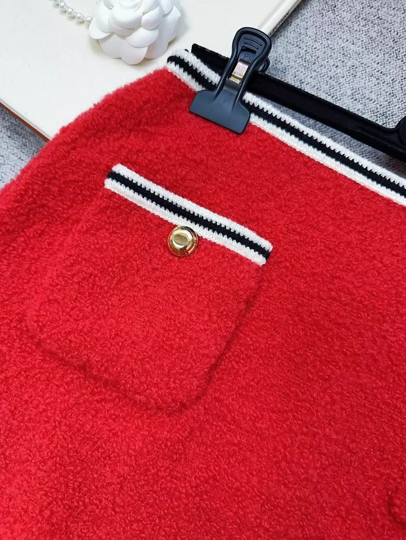 Prada Miu Miu Red Knit Skirt with Pockets Size 42" / US 20 - 3 Thumbnail