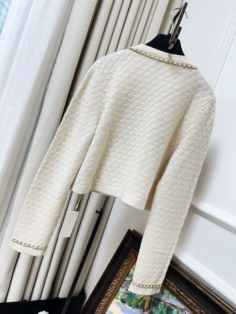 Chanel Chanel Cream Knit Cardigan with Chain Trim Size XL / US 12-14 / IT 48-50 - 2 Thumbnail