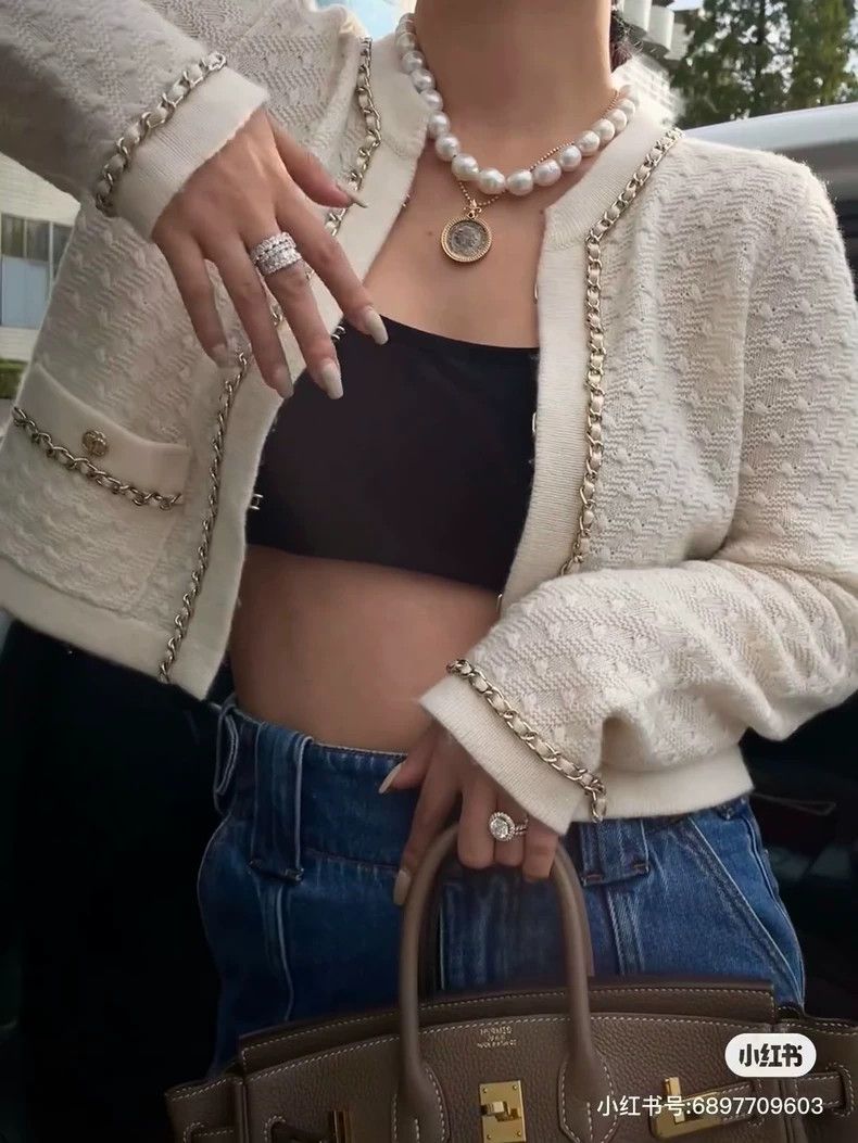 Chanel Chanel Cream Knit Cardigan with Chain Trim Size XL / US 12-14 / IT 48-50 - 8 Thumbnail