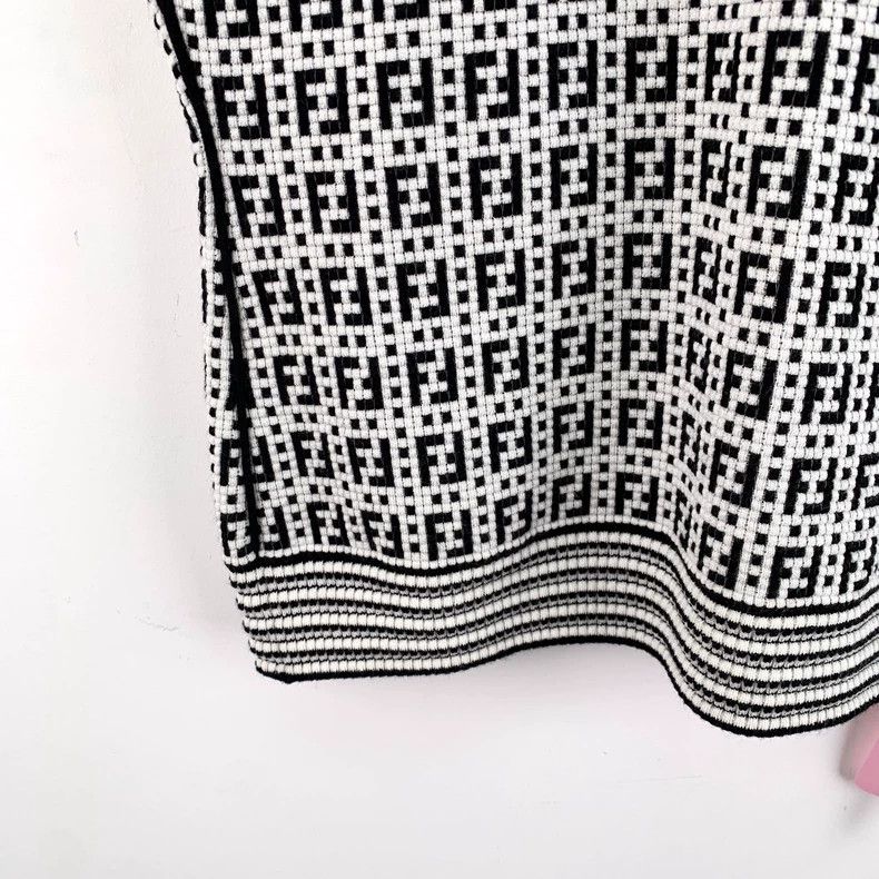 Fendi Fendi Color Logo Print Short Sleeve Knit Top Size S / US 4 / IT 40 - 4 Thumbnail