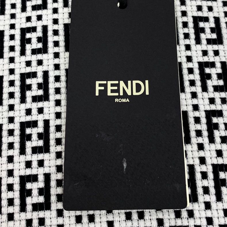 Fendi Fendi Color Logo Print Short Sleeve Knit Top Size S / US 4 / IT 40 - 7 Thumbnail