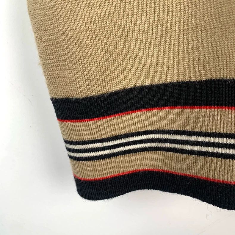 Burberry Burberry Short Sleeve Knit Top with Stripes Size L / US 10 / IT 46 - 4 Thumbnail