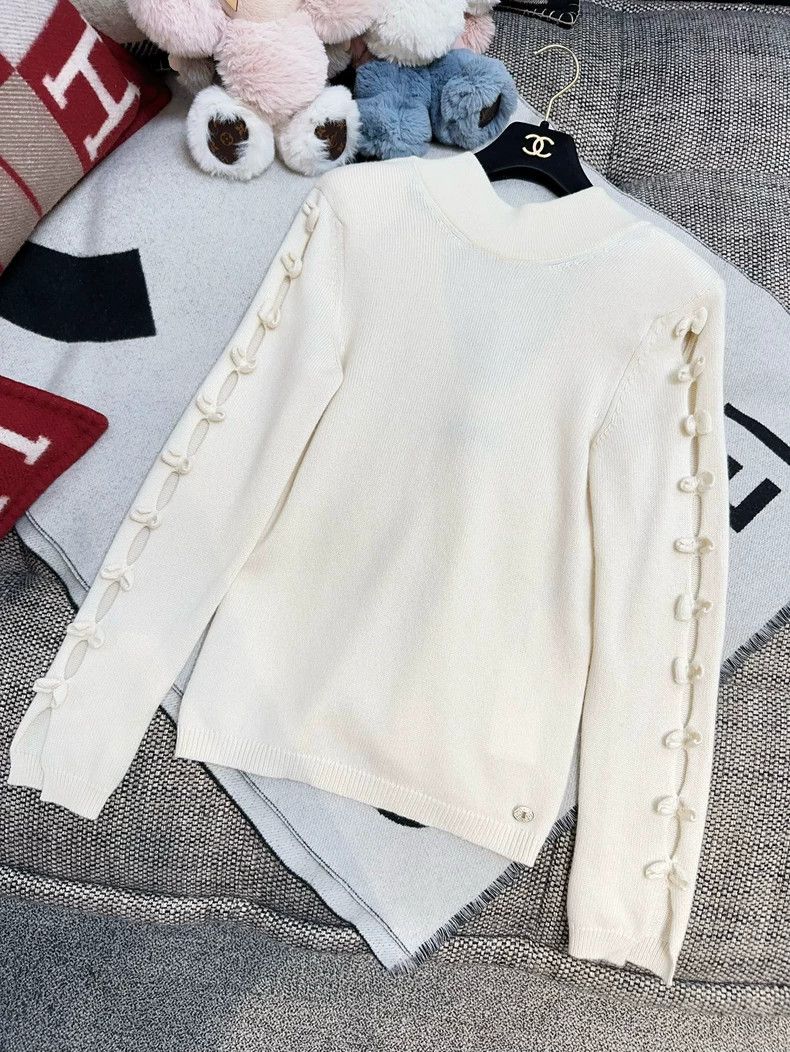 Chanel Chanel Cream Knit Top with Bow Sleeves Size S / US 4 / IT 40 - 7 Thumbnail