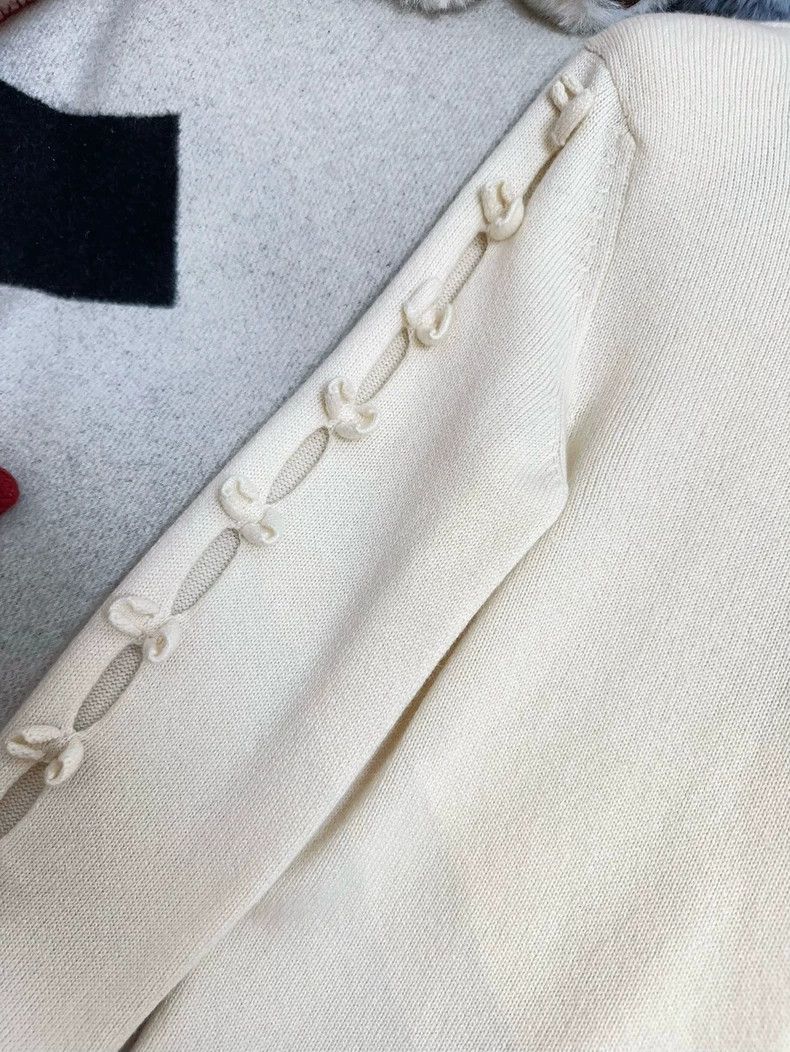 Chanel Chanel Cream Knit Top with Bow Sleeves Size S / US 4 / IT 40 - 3 Thumbnail