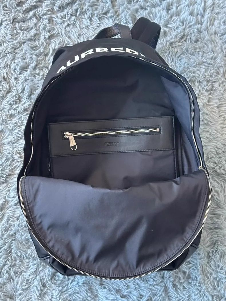 Burberry Burberry Horseferry Print Nylon Backpack Size ONE SIZE - 9 Thumbnail