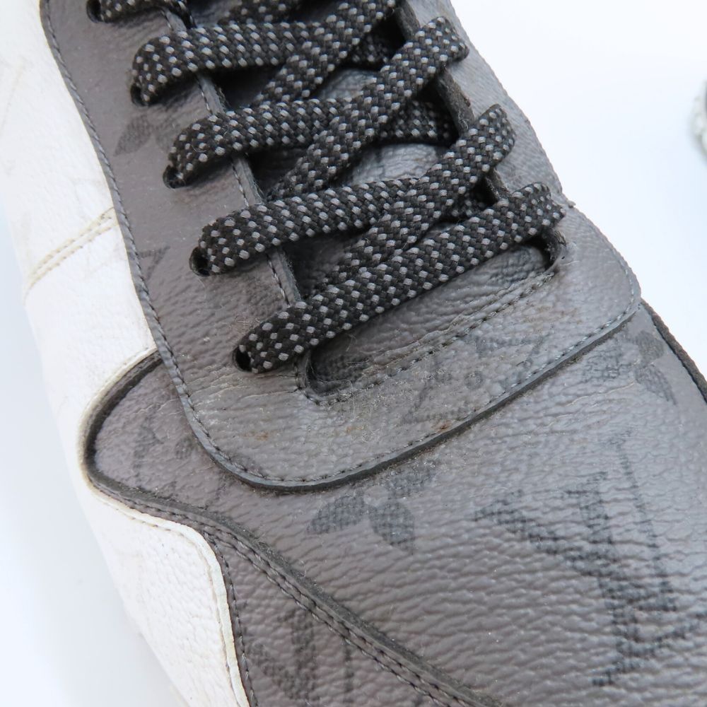 Louis Vuitton Louis Vuitton Louis Vuitton Run Away Line Monogram Sneakers Canvas Shoes 1A8UZL FA0271 DUTY FREE for USA Size ONE SIZE - 10 Thumbnail