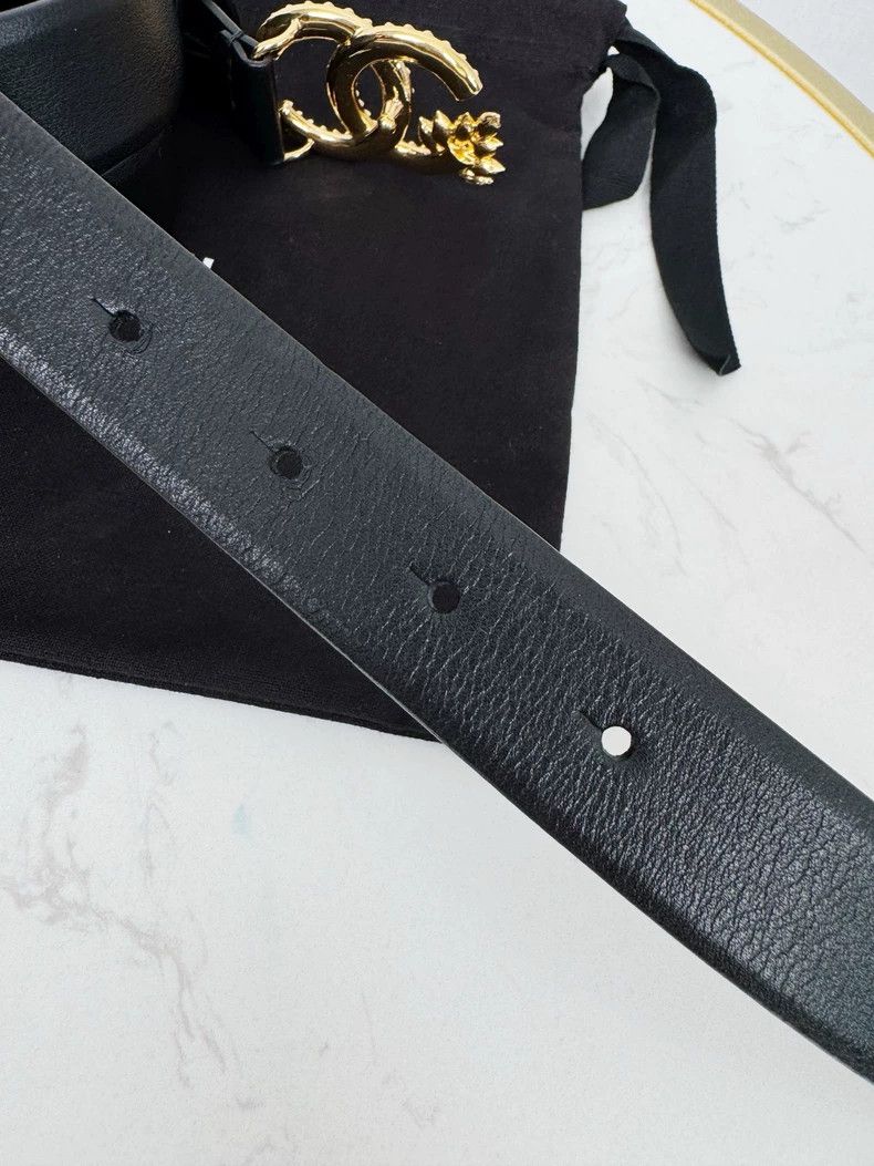 Chanel Chanel Wheat Belt with Rhinestone Buckle Size ONE SIZE - 3 Thumbnail