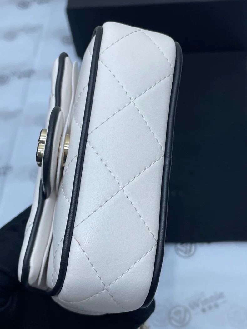 Chanel Chanel Panda Color Mini Chain Bag Size ONE SIZE - 4 Thumbnail