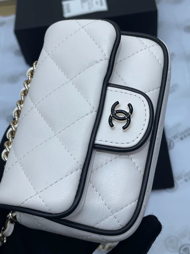 Chanel Chanel Panda Color Mini Chain Bag Size ONE SIZE - 6 Thumbnail