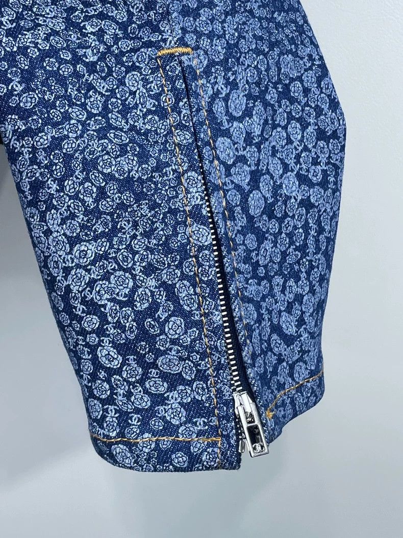Chanel Chanel Denim Pants with Camo Print Size 34" / US 12 / IT 48 - 6 Thumbnail