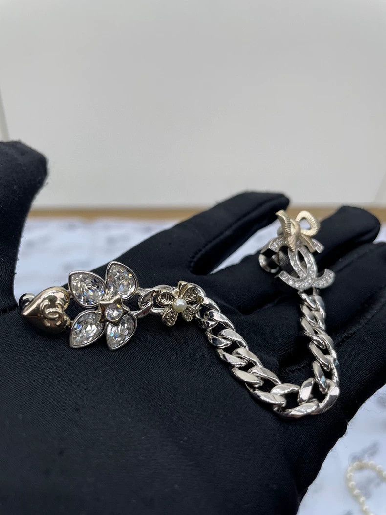 Chanel Chanel 24K Bow Love Heart Brooch Pin Size ONE SIZE - 3 Thumbnail