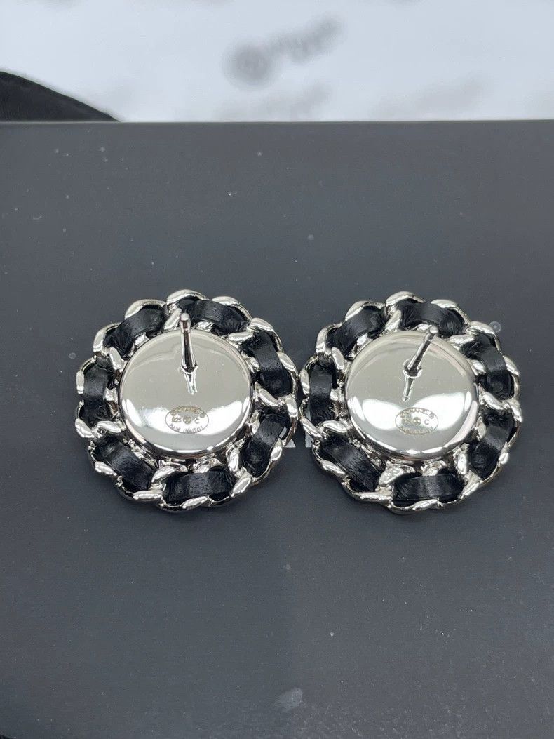 Chanel Chanel Silver Chain Round Earrings with CC Logo Size ONE SIZE - 8 Thumbnail